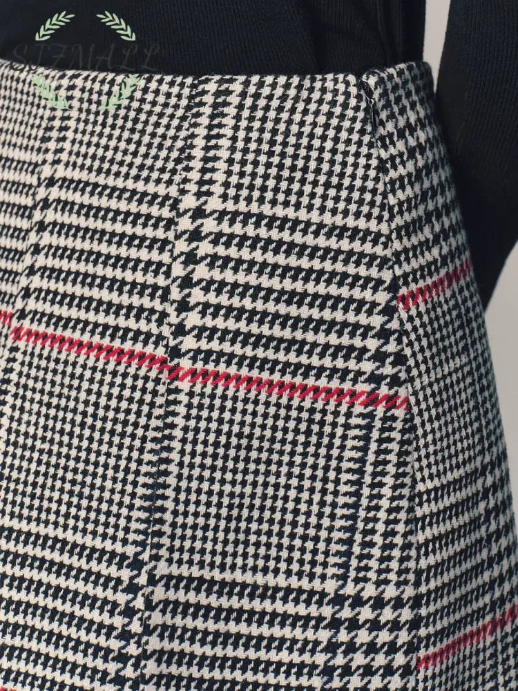 Double Belt Accent Houndstooth Mini Skirt