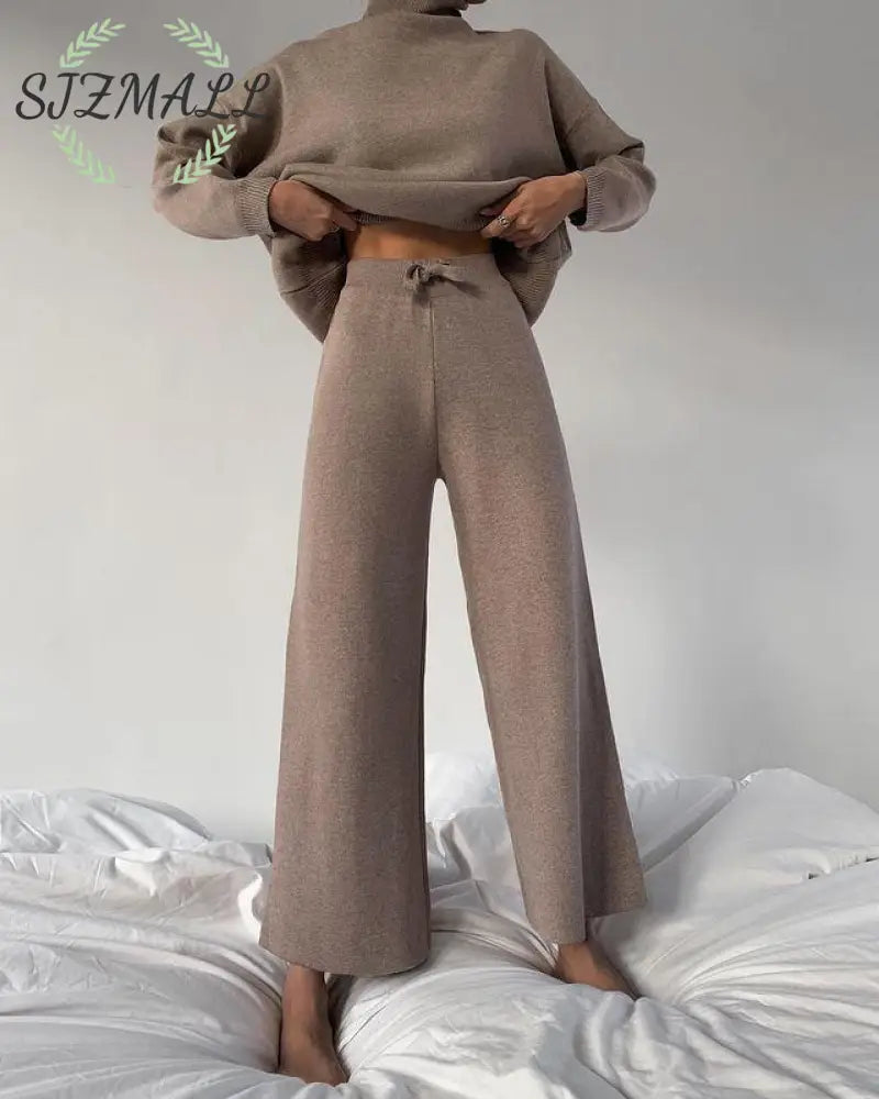 Knitted solid color loose casual suit