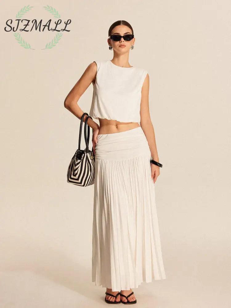 Shoulder-Padded Pleated Skirt Set