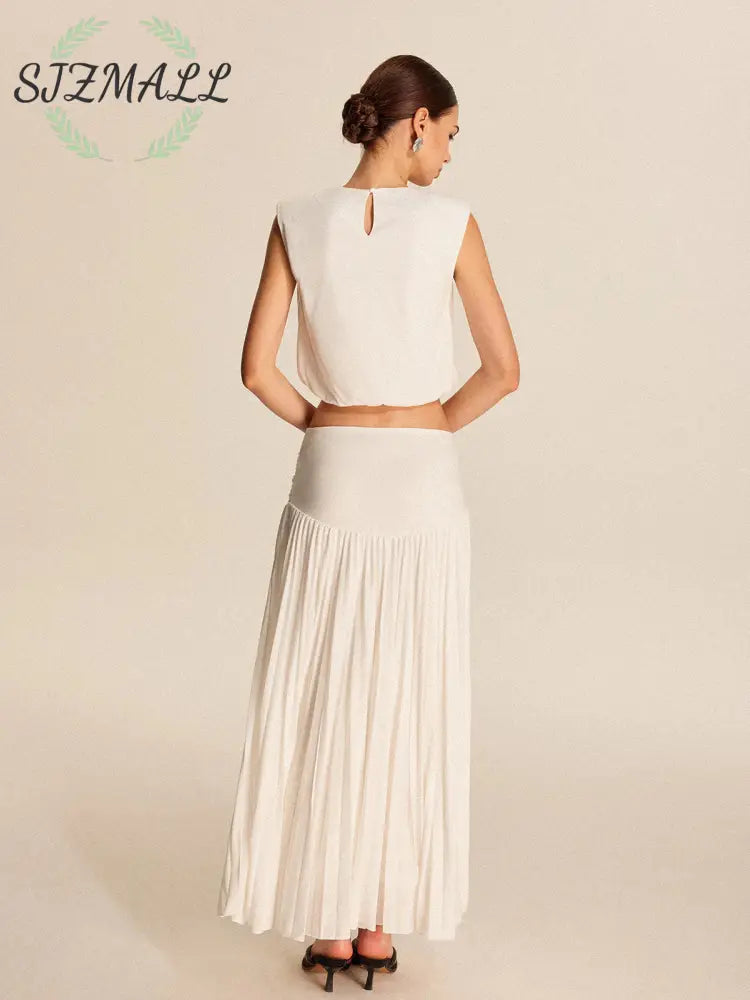 Shoulder-Padded Pleated Skirt Set