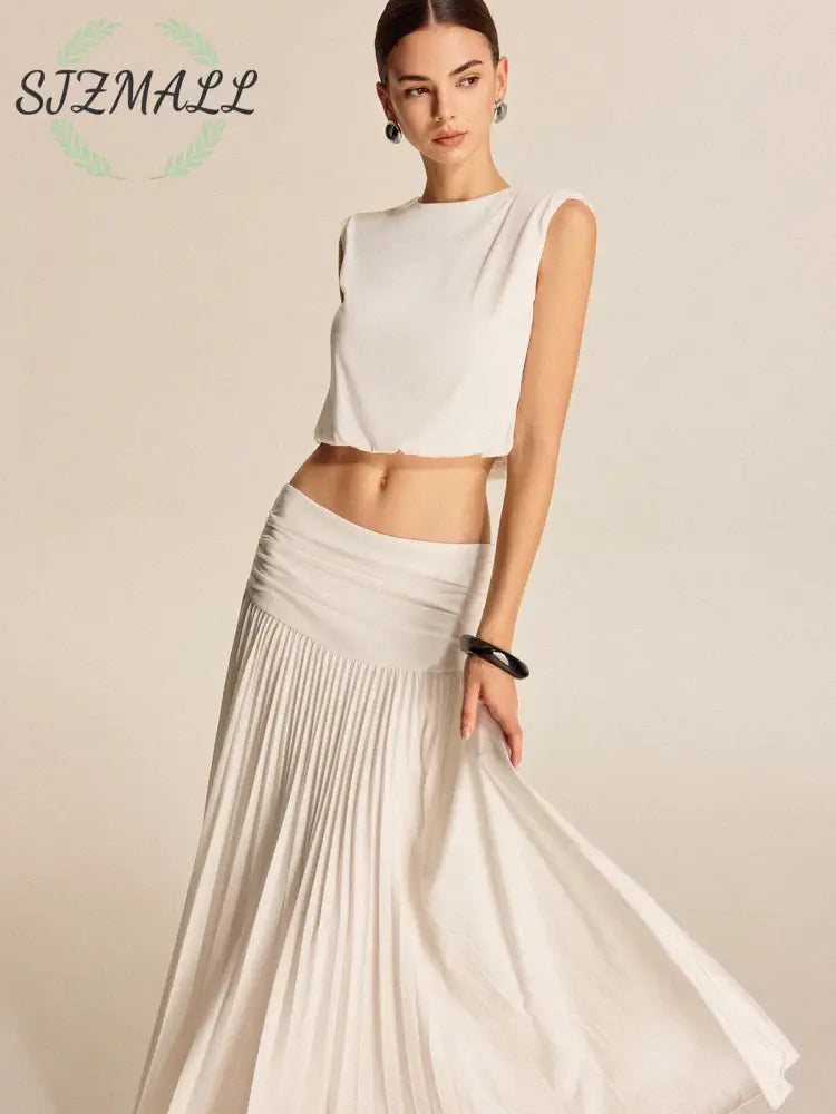 Shoulder-Padded Pleated Skirt Set - White / XS